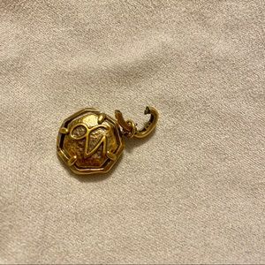 Kendra Scott Capricorn zodiac charm vintage gold